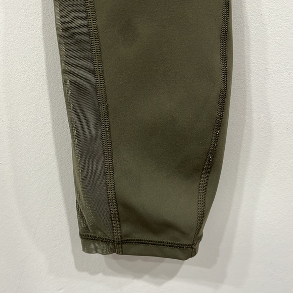 Lululemon Train Times 7/8 Pant 25”Dark Olive Size 10 - Picture 15 of 16
